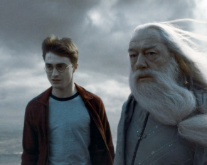 The Real Reason Dumbledore Never Became Master of Death